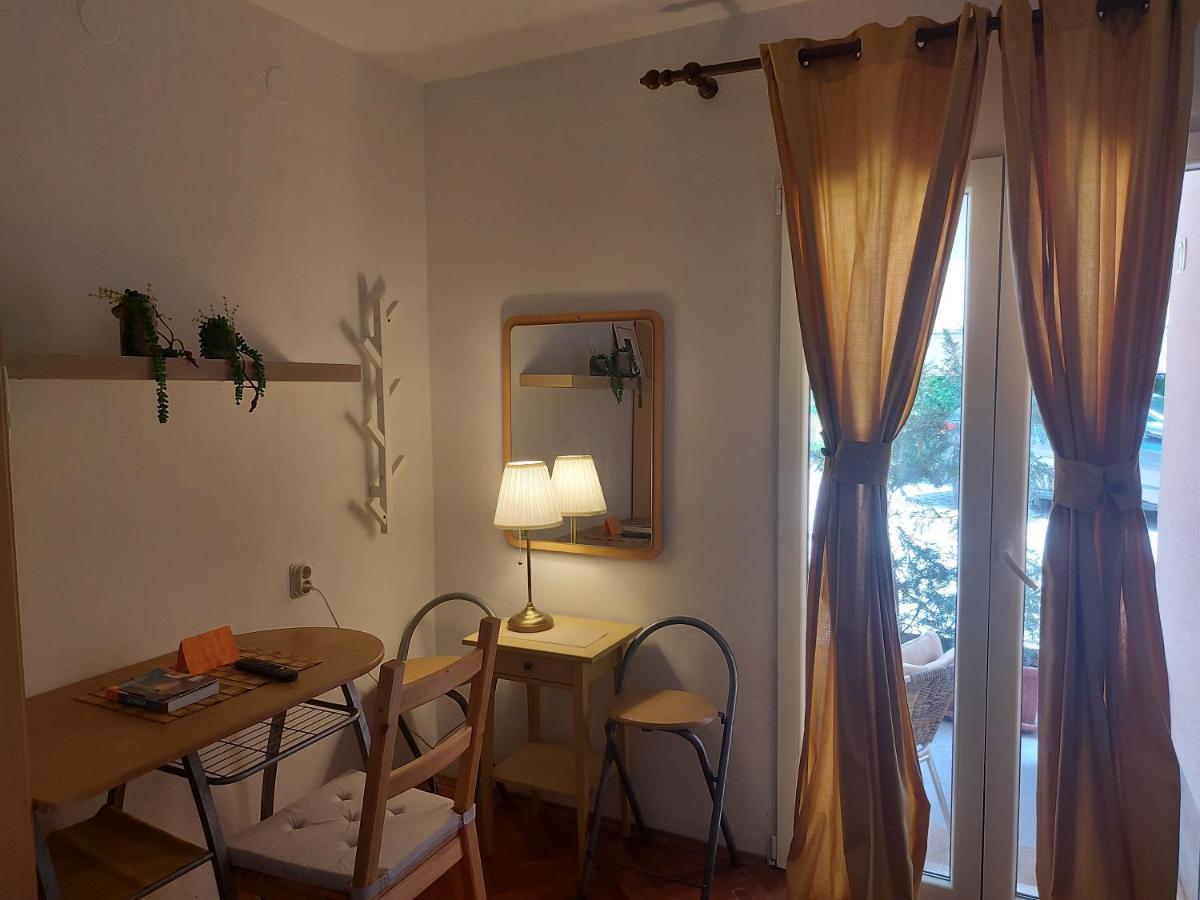 Apartments Garden โรวีน ภายนอก รูปภาพ